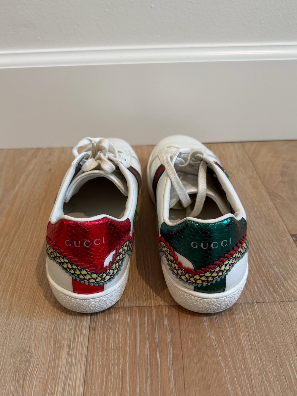 Gucci Sneakers - Picture 3 of 4